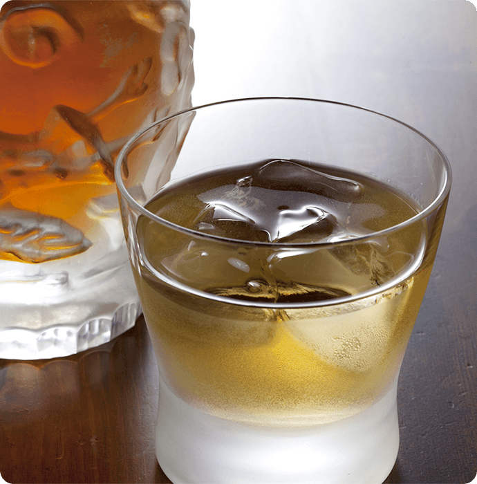ウイスキーのごぼう茶割り