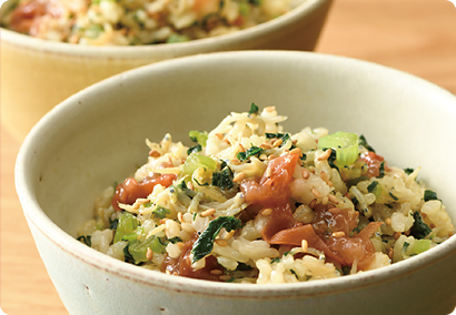 ごぼう茶だしの混ぜ込みごはん